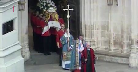 Teorie spiskowe na temat śmierci księżnej Diany