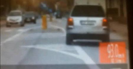 Pijany kierowca uciekał przed policją przez centrum miasta