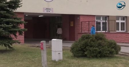 Dwulatka ze śladami pobicia trafiła do szpitala