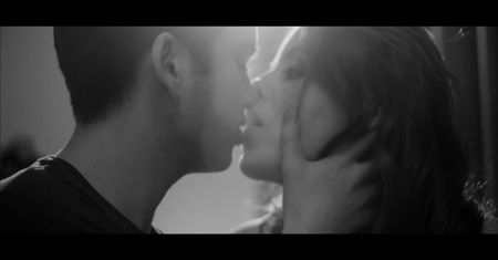''Butterfly Kisses'' - polski zwiastun