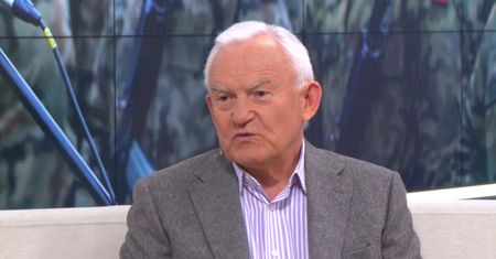 Miller demaskuje Macierewicza