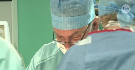 Kilka miesięcy temu oskalpowały je maszyny rolnicze. Po przeszczepach skóry kobiety wracają do sprawności