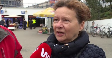 Czarny protest w Warszawie. Przeciwnicy strajku: "One są podstawione!"