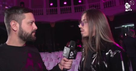 Szpak: "Moja stylistka rozumie mój styl, nie przebiera mnie"