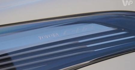 Toyota C-HR - jak jeździ?