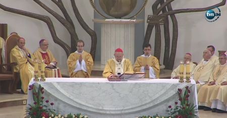 Andrzej Duda na intronizacji Jezusa na króla Polski