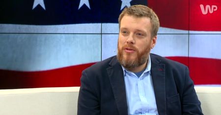 Trump prezydentem. Zandberg w #dziejesienazywo: miliarder założył czapkę i udaje kierowcę z Wisconsin