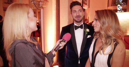 Maślak o powodzeniu ojca wśród fanek: "Mama nie jest zazdrosna"