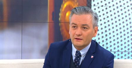 Biedroń ujawnia, dlaczego Kaczyński ma chrapkę na samorządy