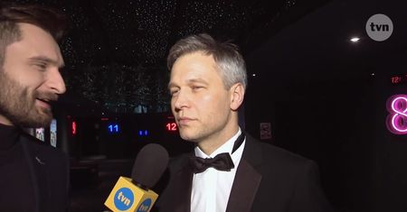 Żebrowski żali się na żonę: Pyta, czy nie mógłbym GRAĆ JAK RYAN GOSLING"