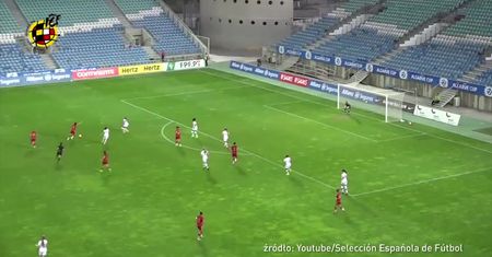 Piękna bramka z meczu kobiet. Huknęła jak Messi!