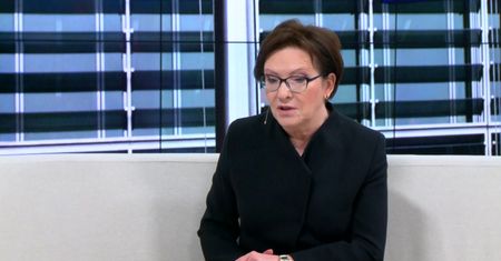 Kopacz o o 8 marca: przez obecną władzę dzisiaj powodów do świętowania mamy mało