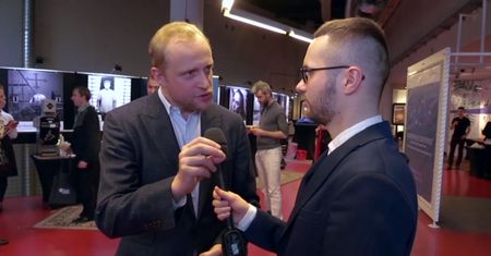Piotr Adamczyk o piractwie i uczciwości