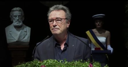Honorowy obywatel (2016)