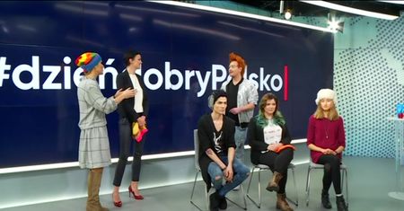 Sposoby na piękną fryzurę spod czapki