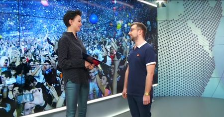 Przy czym Polacy tańczą na imprezie sylwestrowej?