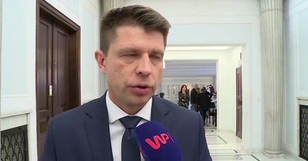 Schetyna: dziś PiS wydaje wyrok na Wałęsę. To haniebne