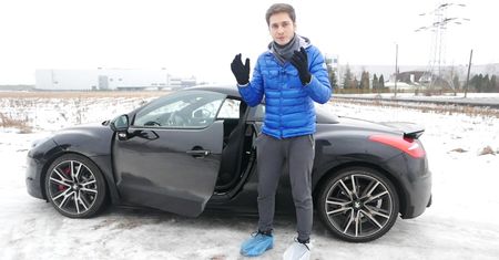 #nakółkach Car Guy. On kocha swoje auto