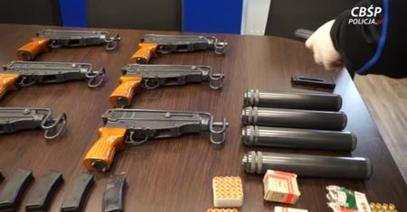Międzynarodowi handlarze bronią zatrzymani przez CBŚP