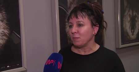 "Pokot": Olga Tokarczuk o filmie i książce