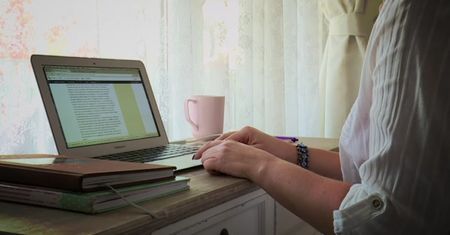Samotna matka walczy z rządem. Tym wpisem na blogu wywołała burzę