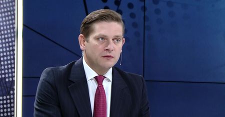 Przezorny PiS. Bartosz Kownacki tłumaczy zamknięcie Sejmu