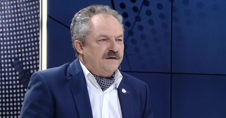 Jakubiak: z nagrodami, czy bez i tak mamy za drogie państwo