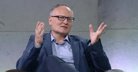 "Budzimy się, a tu Schetyna premierem, a Gasiuk-Pihowicz nowym Ziobro"