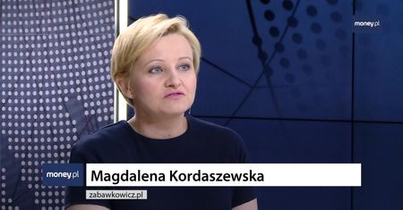 Nie tylko elektryczna deskorolka. Prezent na komunię można kupić mądrze