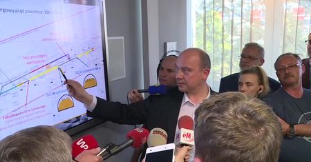 Prezes JSW Daniel Ozon: zawężamy miejsca, w których mogą znajdować się górnicy