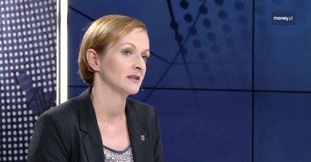 UE na wojnie z plastikiem. Znikną naczynia jednorazowe, słomki do napojów i patyczki do uszu
