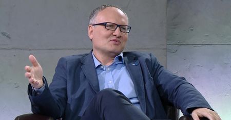 Bp Tadeusz Pieronek pod ostrzałem. Lisicki w natarciu