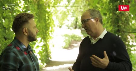 Włodzimierz Czarzasty broni "500 plus". Jednocześnie uderza w PiS: zabiera godność