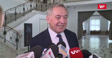 Wypadek Beaty Szydło w Oświęcimiu. Minister komentuje sprzeczne informacje