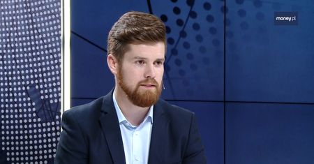 Polak dba o urodę. W salonach piękności jednorazowo zostawiamy ponad 100 zł