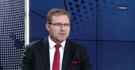 Wojna handlowa USA-UE. "Donald Trump jest skazany na wygraną"