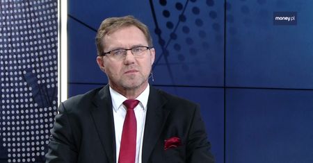 Mniej pieniędzy z Unii to efekt "wojny polsko-polskiej"