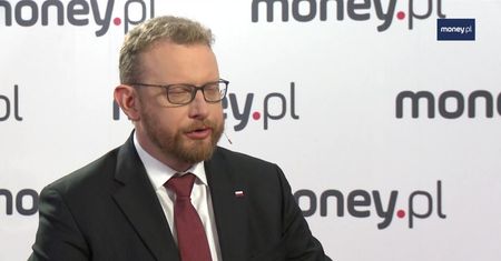Jak zatrzymać polskich lekarzy i pielęgniarki w kraju?