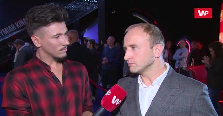 Borys Szyc na premierze "Serce nie sługa". Czy daje miłosne rady kolegom?