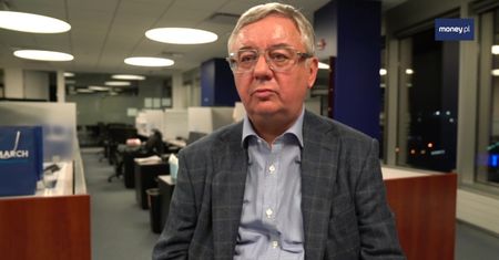 Janusz Filipiak zmienia zdanie. Na razie nie odda firmy synowi
