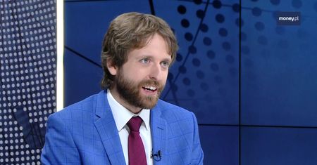 Ekspert ostrzega przed rekordowo niskimi stopami procentowymi. "Polecam poduszkę finansową"