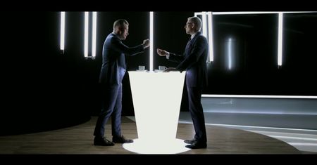 W NIK strach przed rzekomym przyjściem Macierewicza? „Nikt dokumentów nie spali”