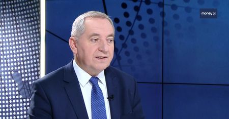 Zamek w Stobnicy. Ministerstwo środowiska budowy nie wstrzyma