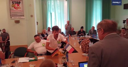 Awantura na wyjazdowym posiedzeniu Komisji Rolnictwa w Kościerzynie