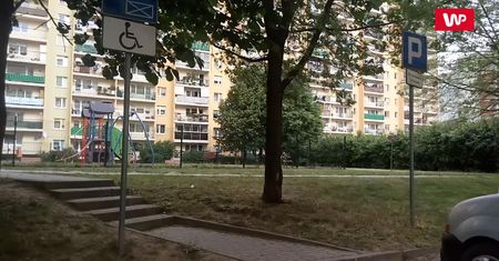 Sąsiedzi: szok, dzieci trzeba pilnować. Nie żyje 3-latek ze Słupska - zamknął się w pralce