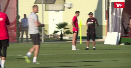 Rozmowa Lewandowskiego z Nawałką podczas treningu