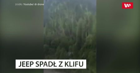 Jeep spadł z klifu