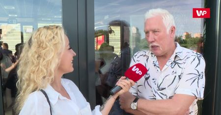 Kozakiewicz znowu pokazał swój gest! "Musiałem walnąć pięścią w stół"