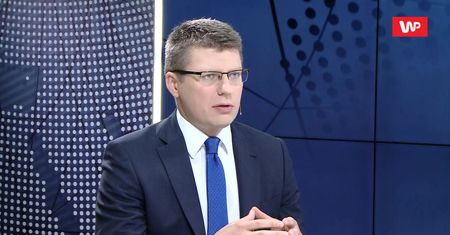 Wiceminister Marcin Warchoł składa deklarację ws. Gersdorf