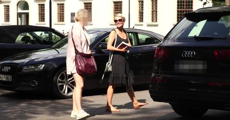 Oczytana Zielińska wsiada do audi za 400 tysięcy złotych